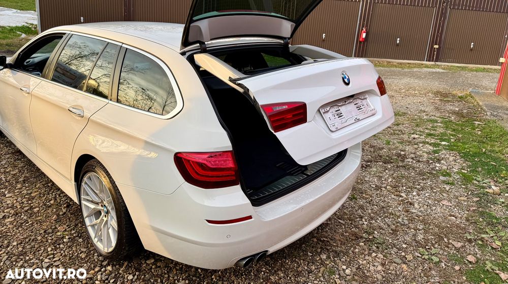 BMW Seria 5 530d xDrive Touring Sport-Aut. - 17