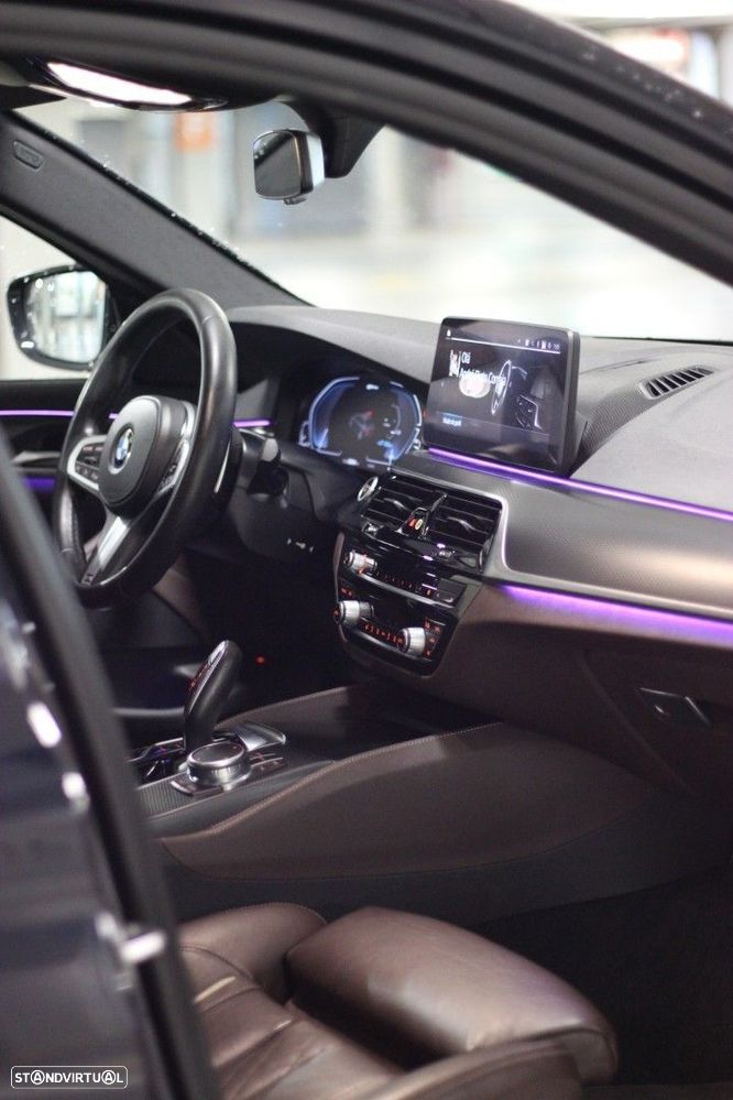 BMW 530 e Pack M - 13