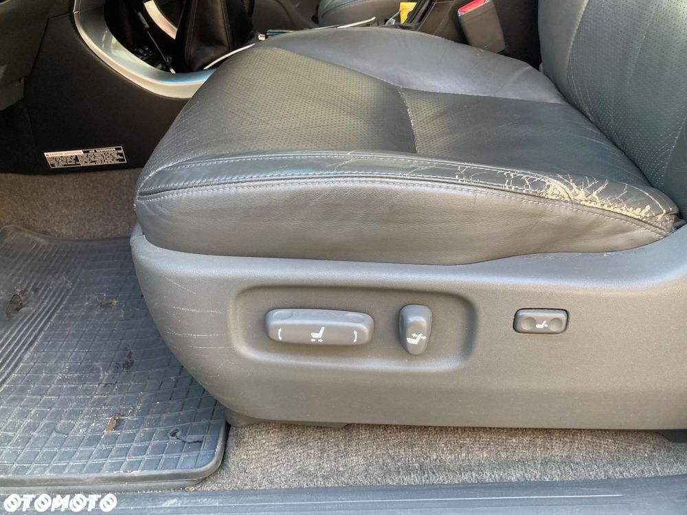 Toyota Land Cruiser 3.0 D Luna Platinium - 13