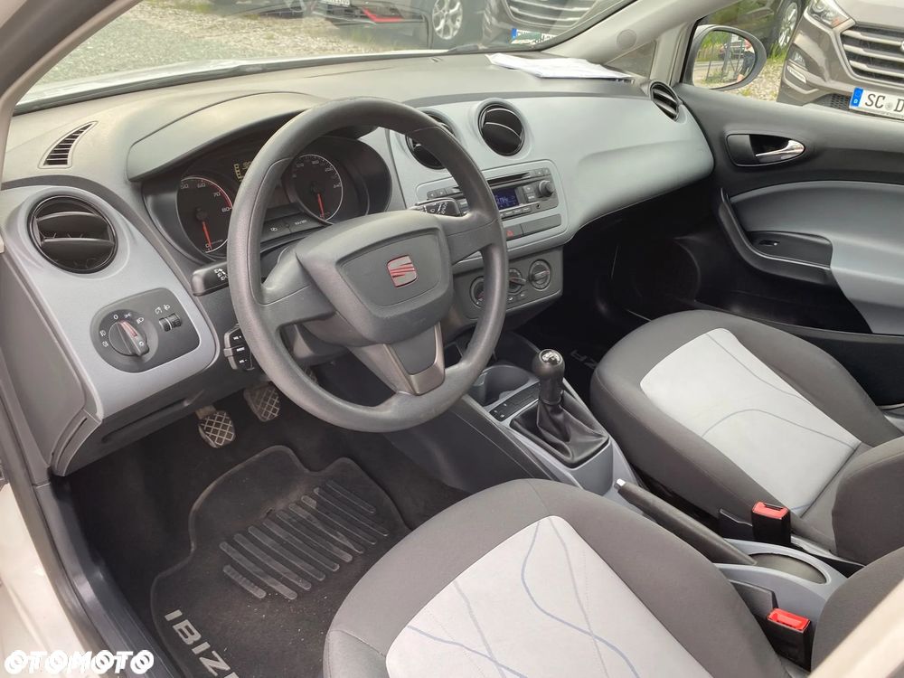 Seat Ibiza 1.4 16V Reference - 19