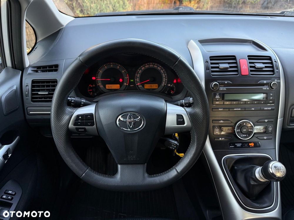 Toyota Auris 1.6 Edition - 31