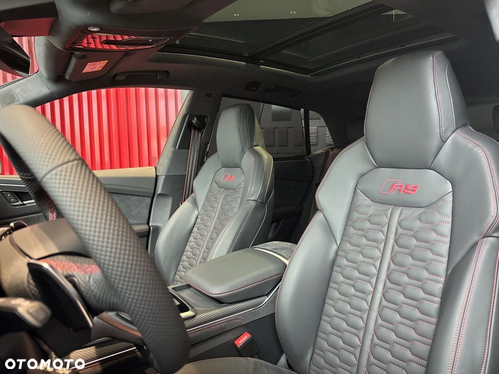 Audi RS Q8 - 12