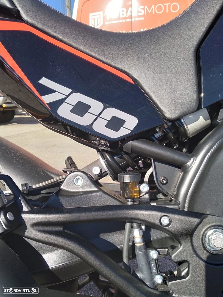 Moto Morini X-Cape 700 GOLD - 7
