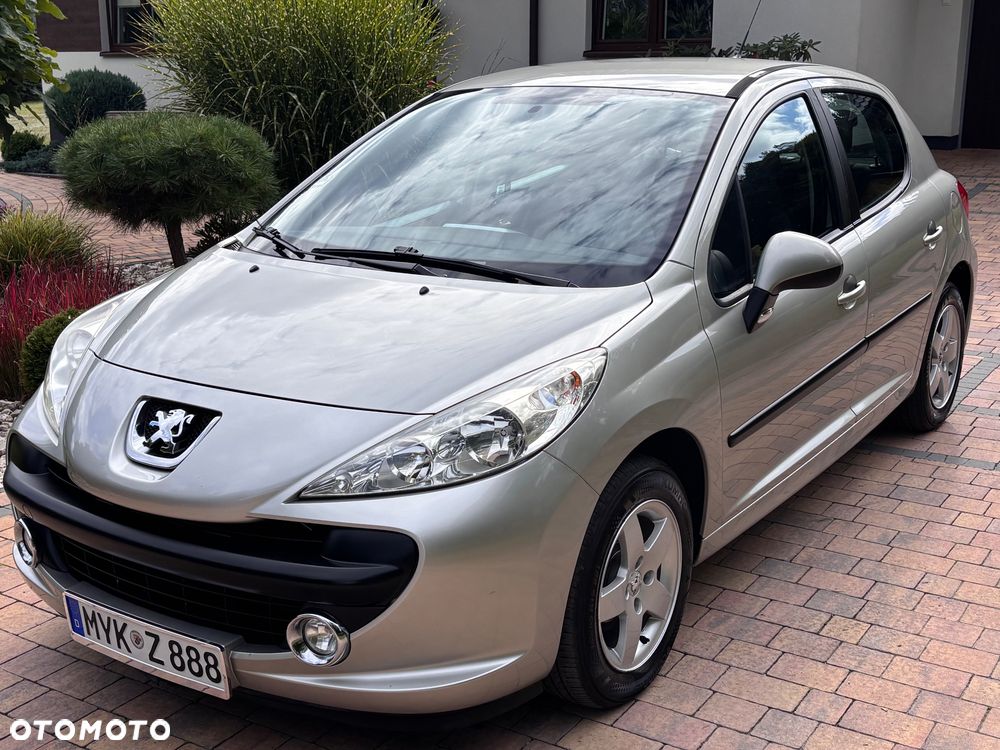 Peugeot 207 75 Urban Move - 13