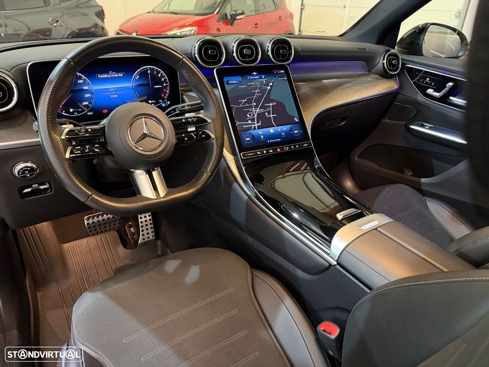 Mercedes-Benz GLC 300 de Coupe 4Matic - 13