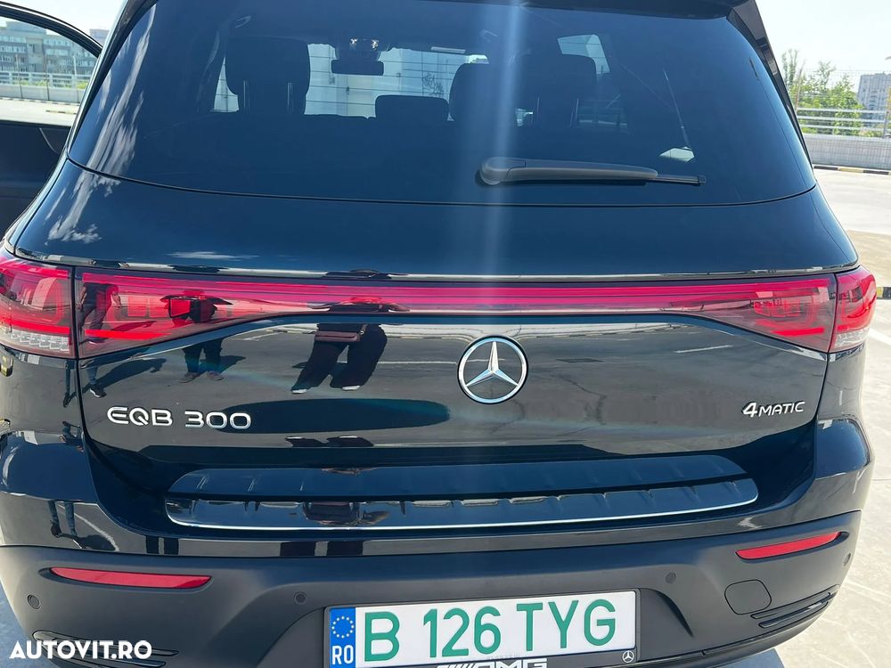 Mercedes-Benz EQB - 14