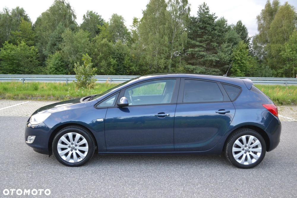 Opel Astra - 4
