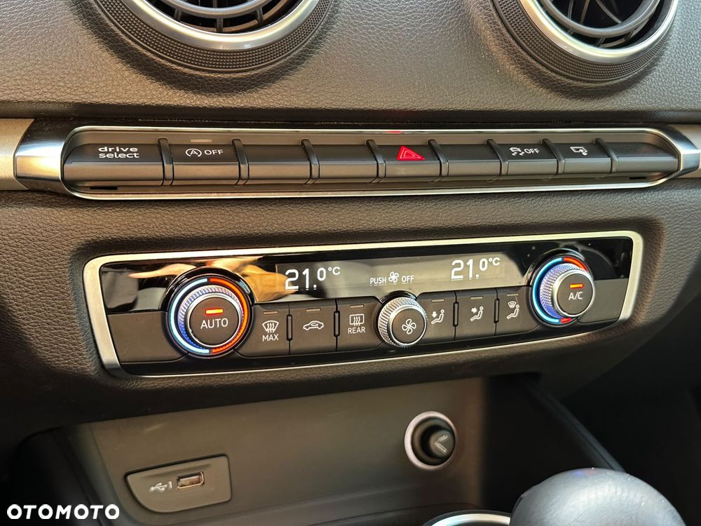 Audi A3 Sportback 1.6 TDI S tronic sport - 22