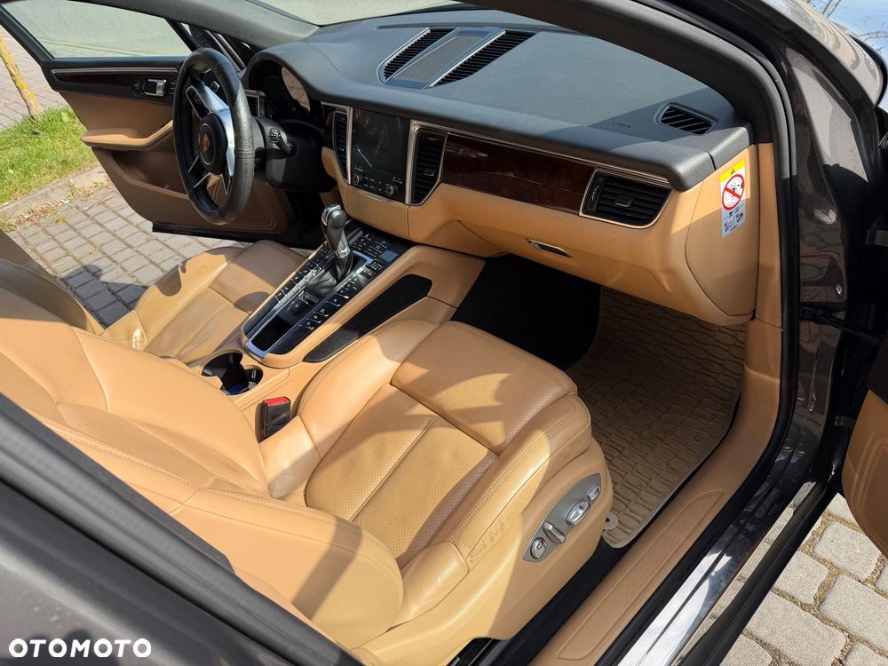 Porsche Macan Standard - 9