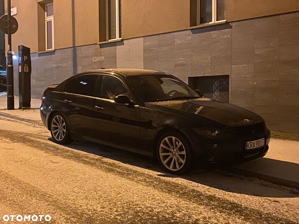 BMW Seria 3 318i - 9