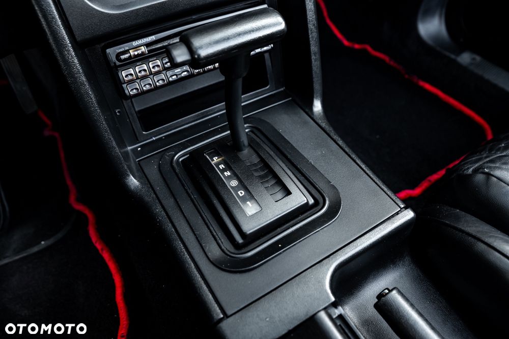 Ford Mustang 5.0 GT - 29