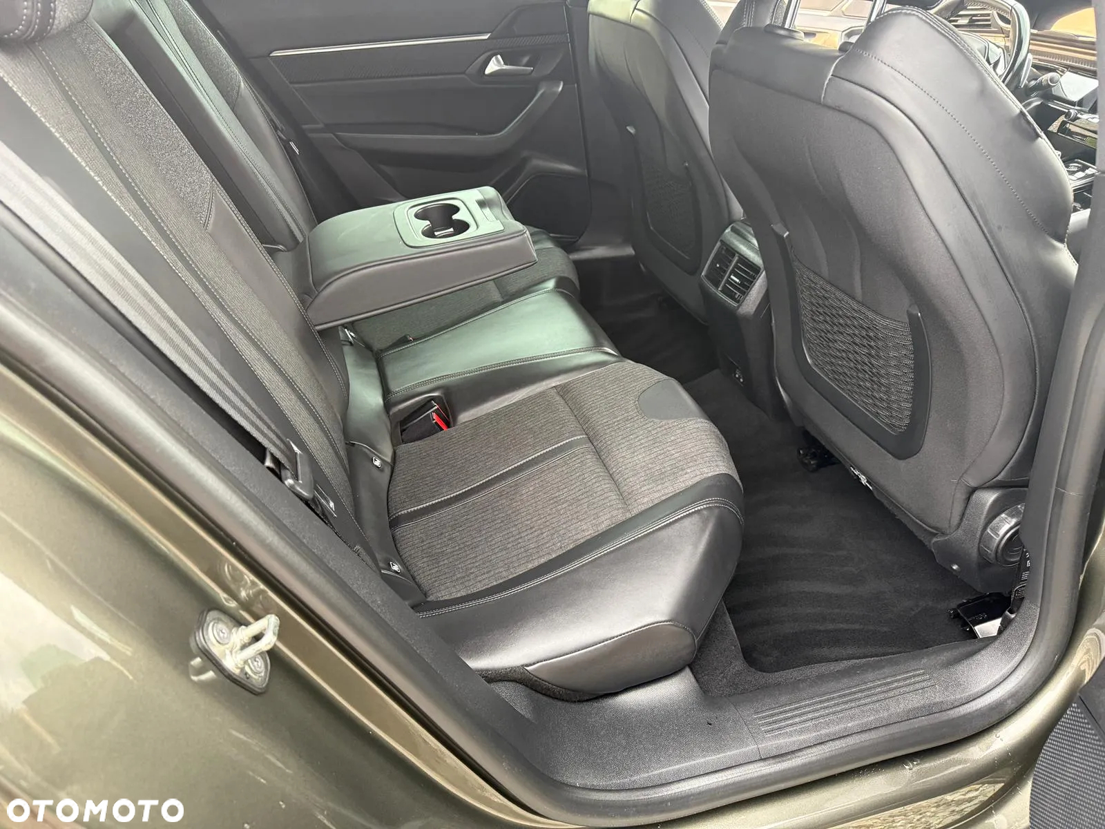 Peugeot 508 2.0 BlueHDi First Edition S&S EAT8 - 40