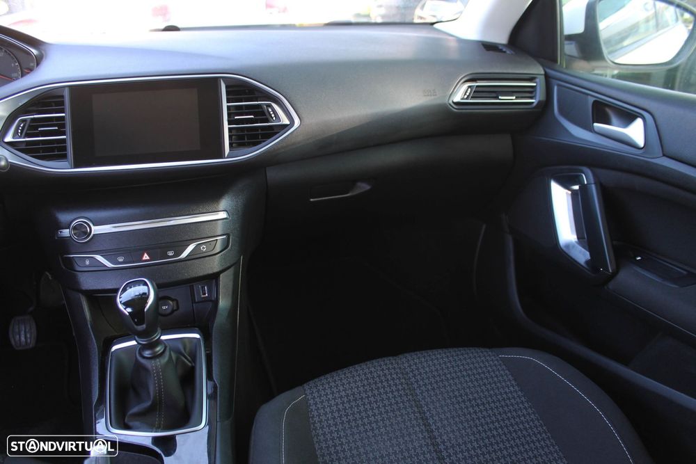 Peugeot 308 1.5 BlueHDi Style - 35