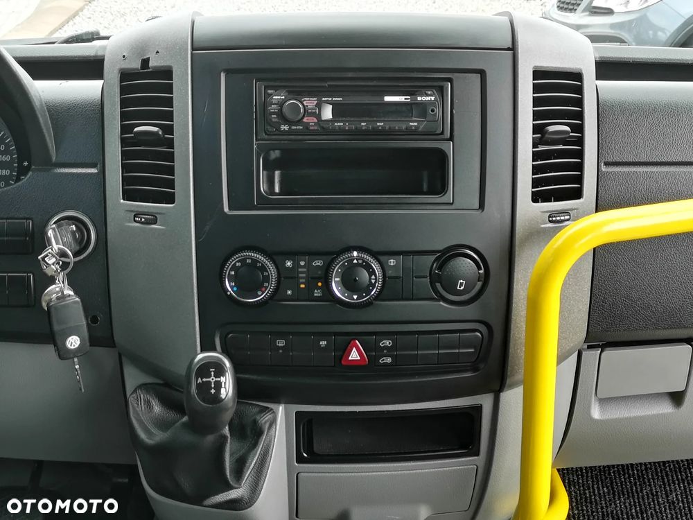 Volkswagen Crafter - 14