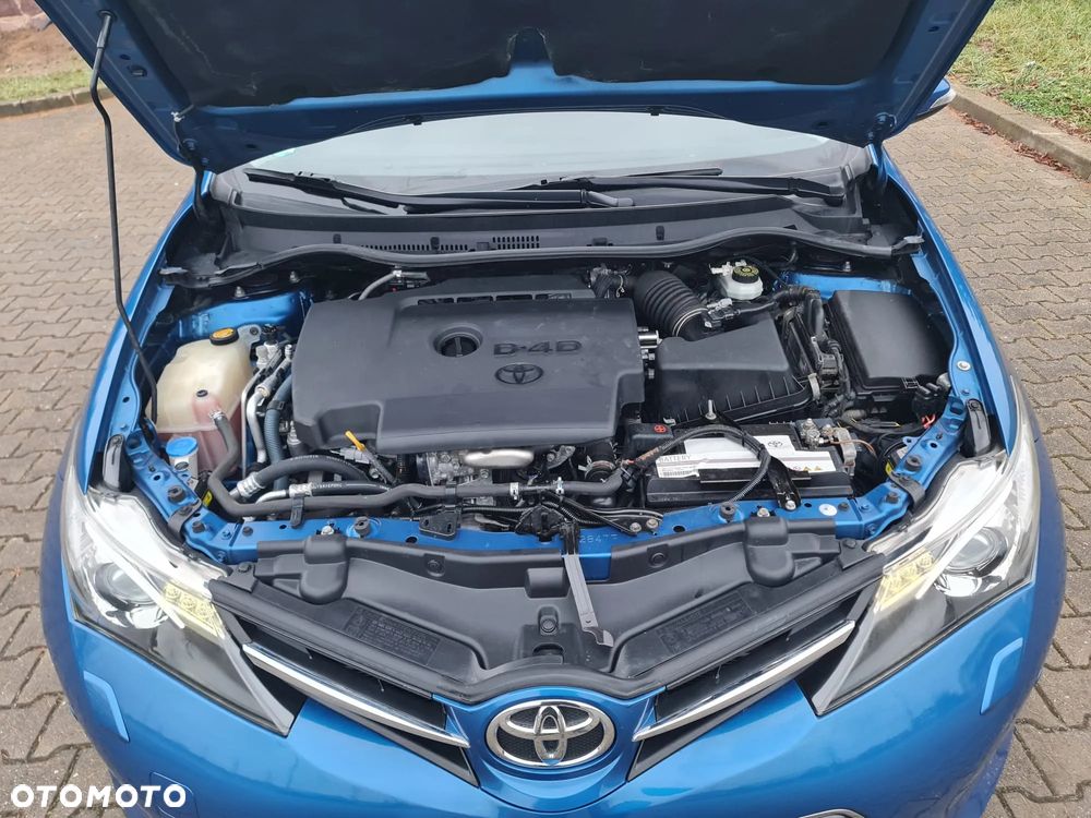 Toyota Auris 2.0 D-4D Executive - 37