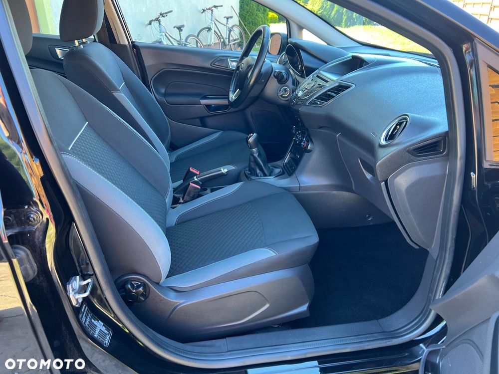 Ford Fiesta - 15