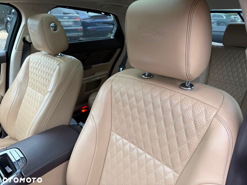 Jaguar XJ 3.0 V6 Kompressor Langversion Portfolio - 30
