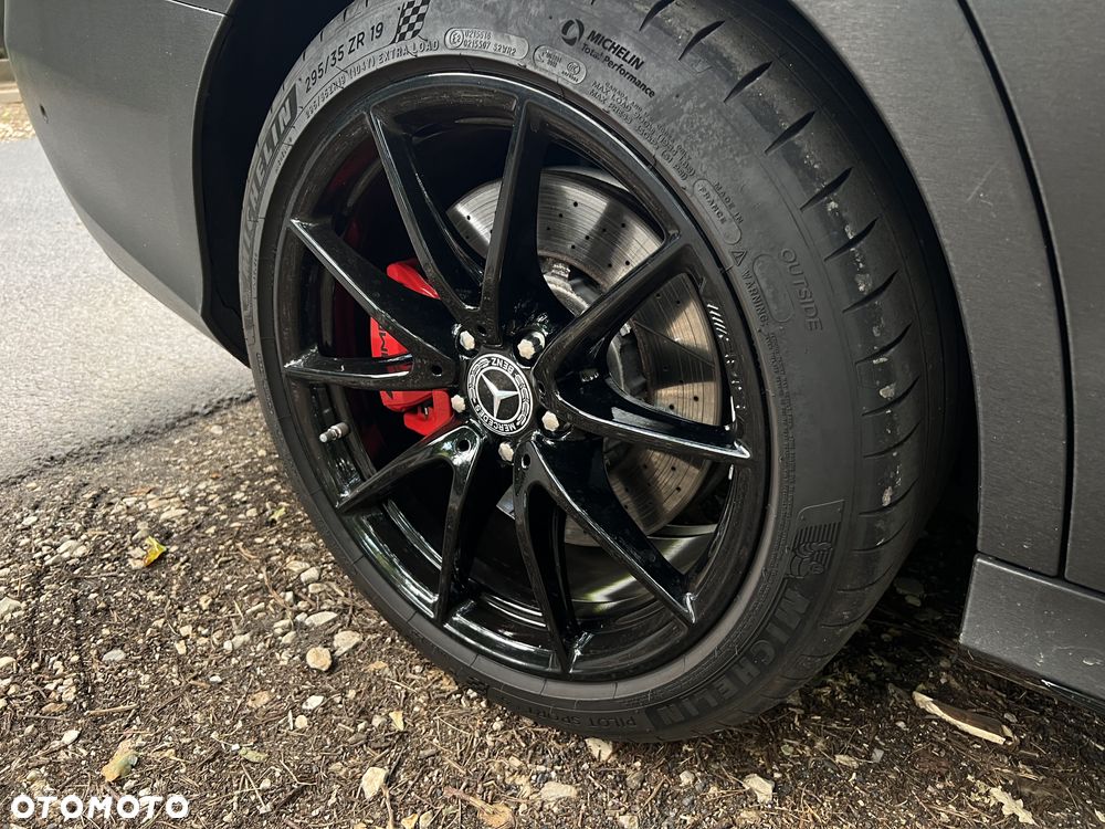 Mercedes-Benz Klasa E AMG 63 S 4-Matic+ - 19