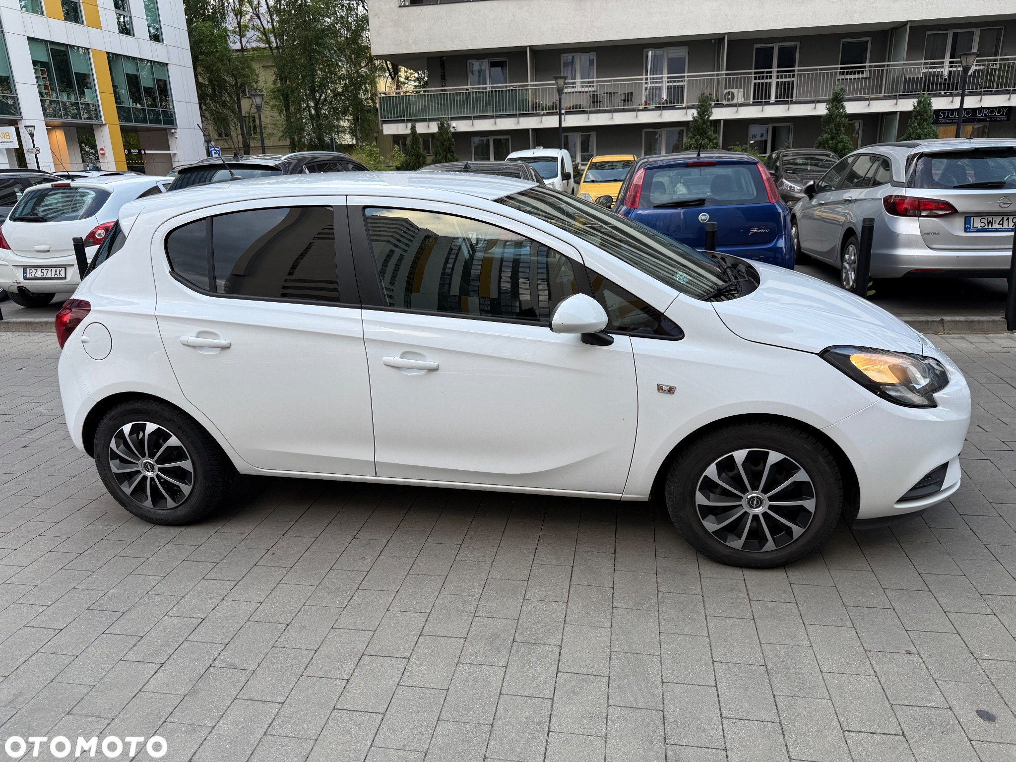 Opel Corsa 1.4 Enjoy - 4