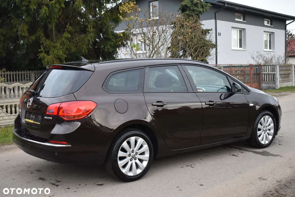 Opel Astra 1.4 Turbo Cosmo - 18