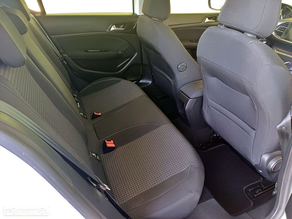 Peugeot 308 1.5 BlueHDi Business Line - 16