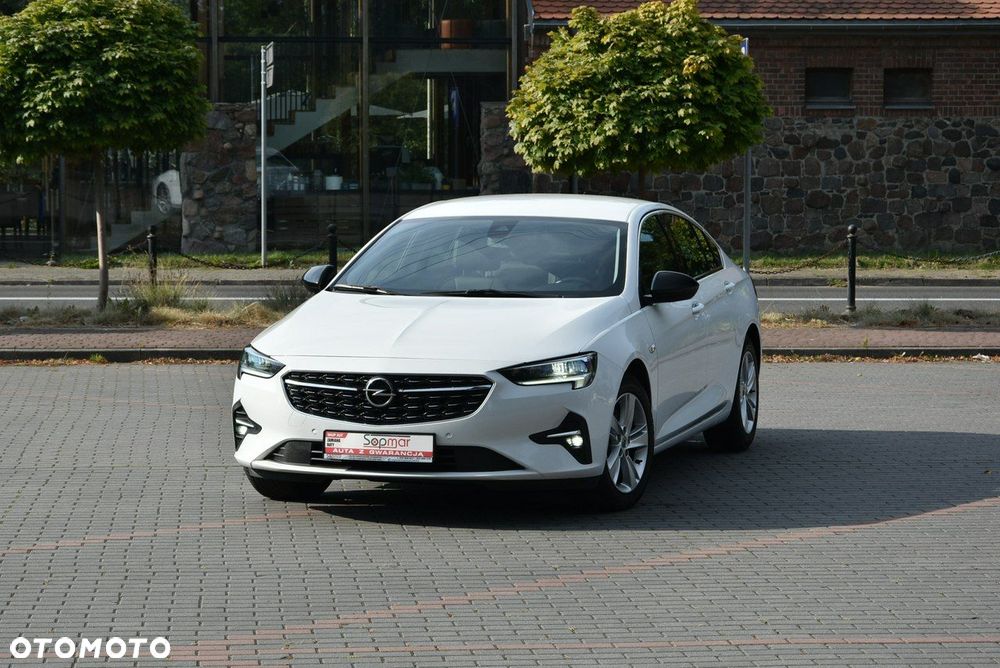 Opel Insignia - 2