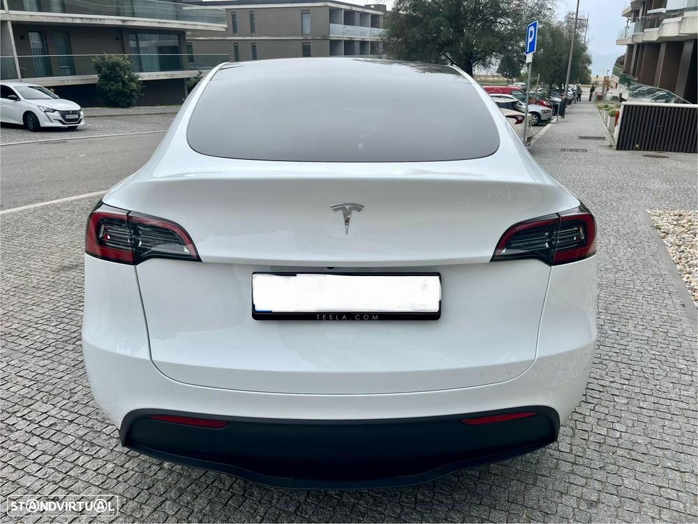 Tesla Model Y 2024 photo 5
