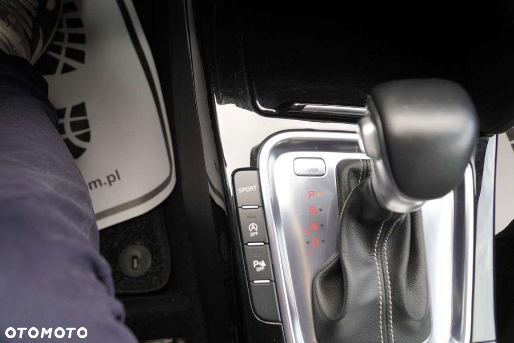 Kia Ceed 1.4 T-GDI DCT OPF GT Line - 18