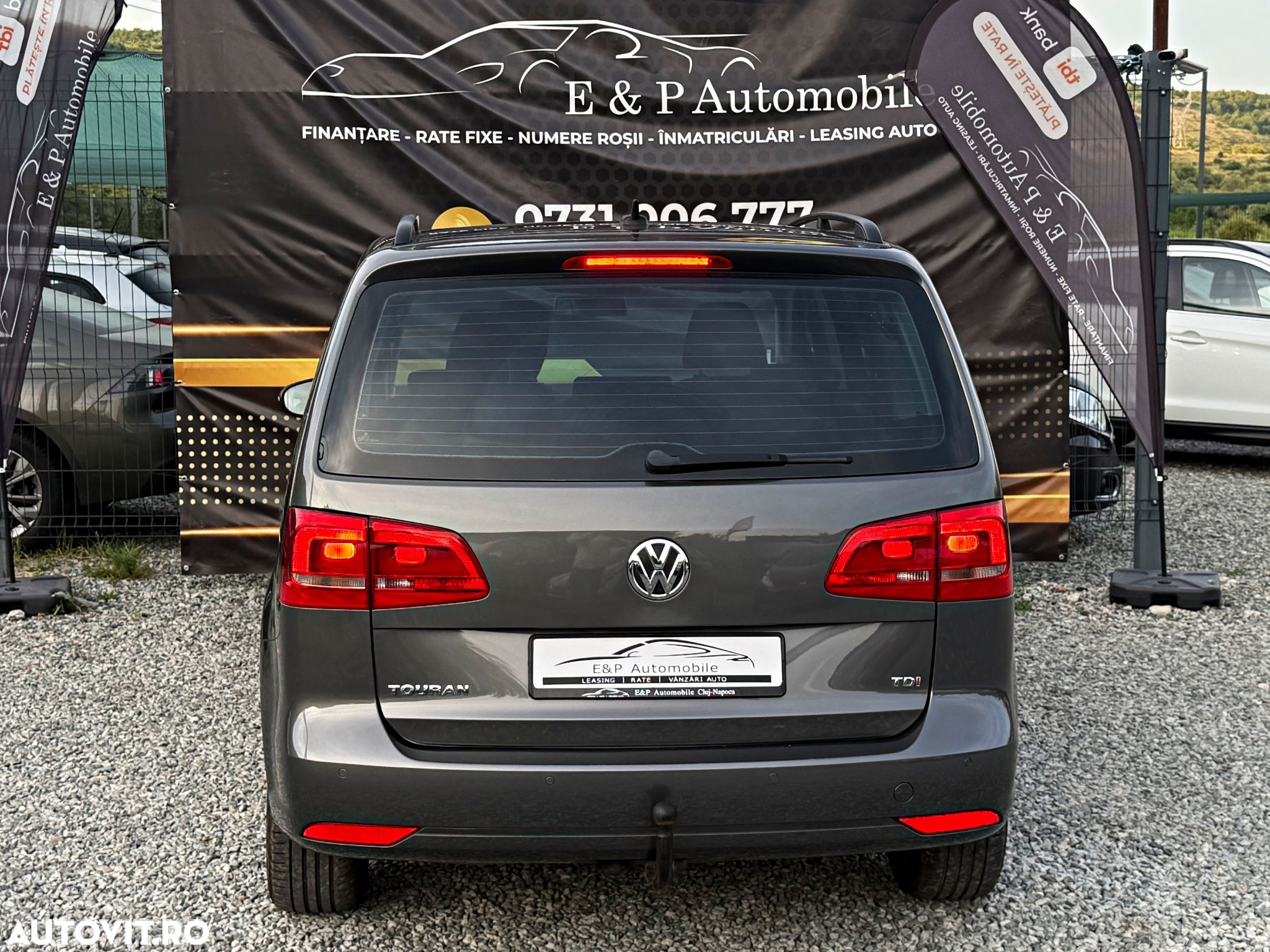 Volkswagen Touran 1.6 TDI BlueMotion Technology Comfortline - 12