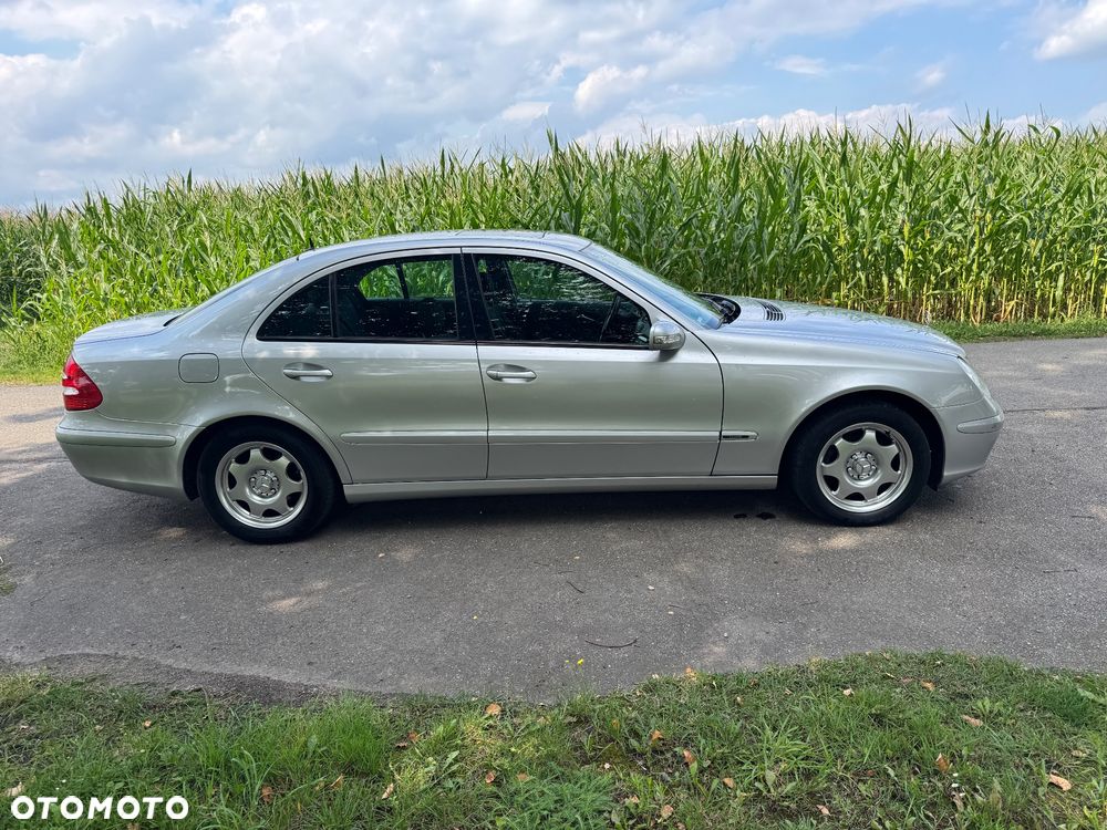 Mercedes-Benz Klasa E 200 Kompressor Automatik Classic - 4