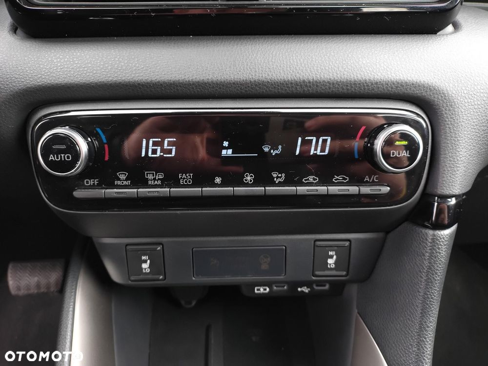 Mazda 2 - 18