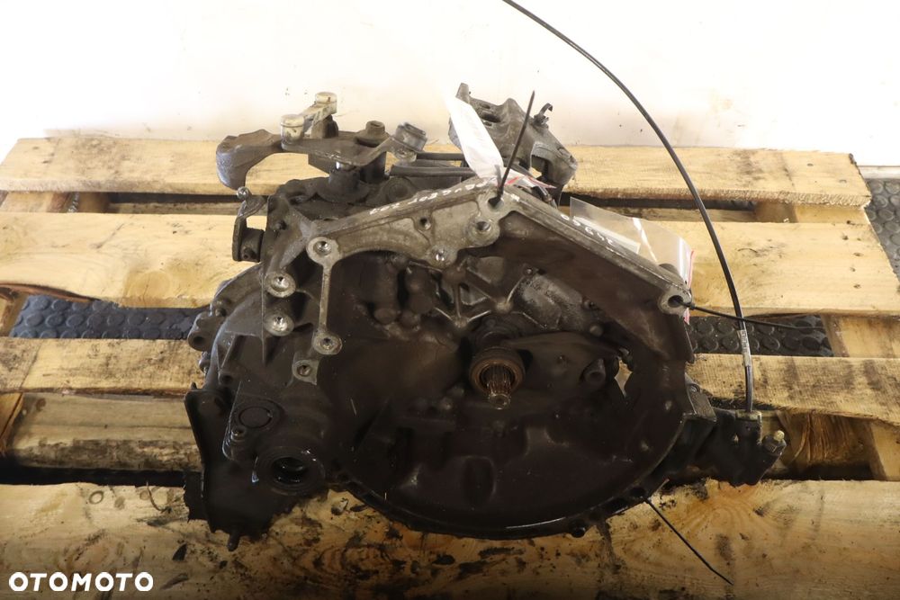 SKRZYNIA BIEGÓW 5 BIEGOWA PEUGEOT 207 1.4 20CQ87 - 5