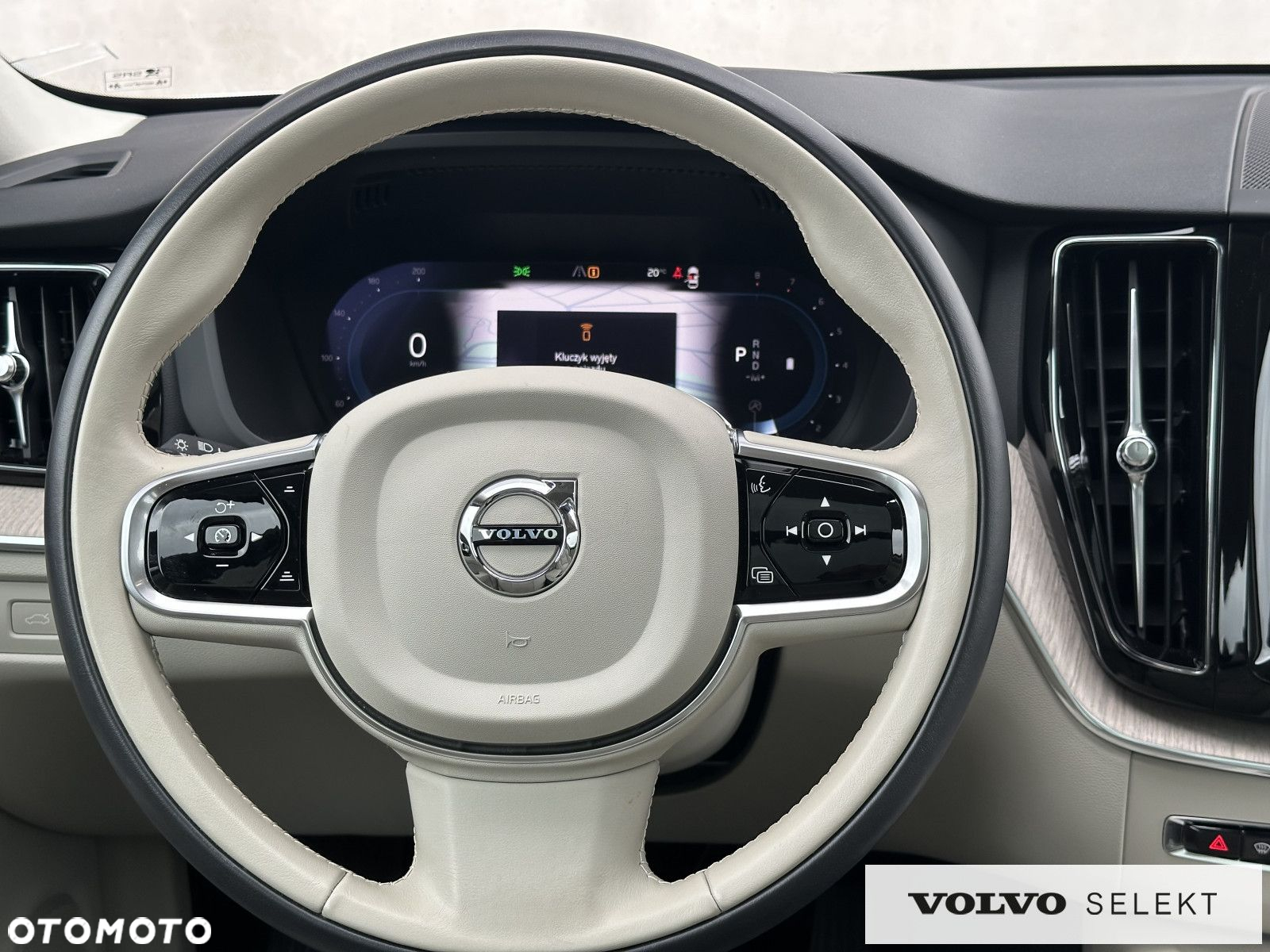 Volvo XC 60 - 33
