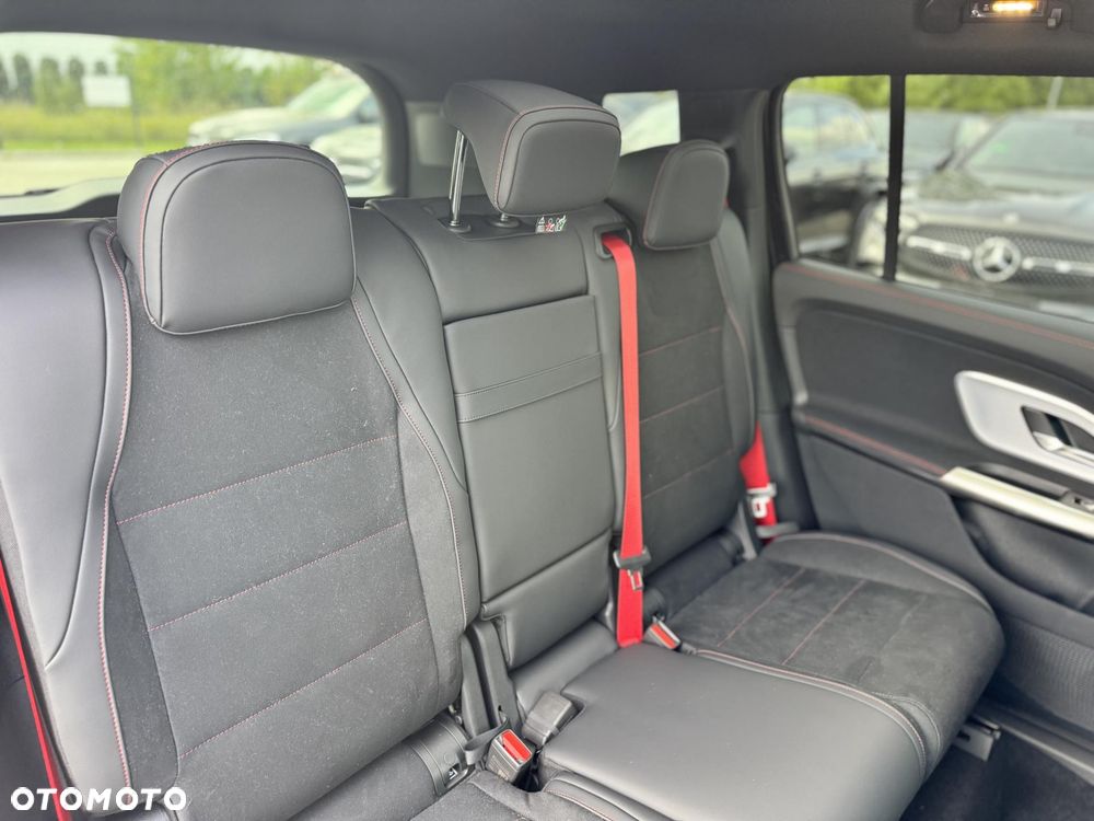 Mercedes-Benz GLB 200 mHEV 4-Matic 8G-eDCT - 15