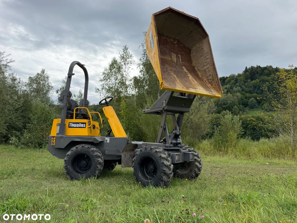 Thwaites Wozidło  Budowlane Rolnicze 4x4. Ładowność 1,5 tony. Obrót+Wysokie podnoszenie+KIPER Wysoki! Sprowadzone z Norweskiej szkółki roślinnej. Maszyna w bardzo ładnym stanie. Bez luzów i wycieków. Silnik Yanmar 3cyl. Potężna moc a maszyna bardzo mała i zwinna.  3 prędkośći jazdy. Oświetlenie rozbudowane LED. Wielka Okazja! Opony jak Nowe!  Górny wysyp i obrót! Tanio Polecam! - 15