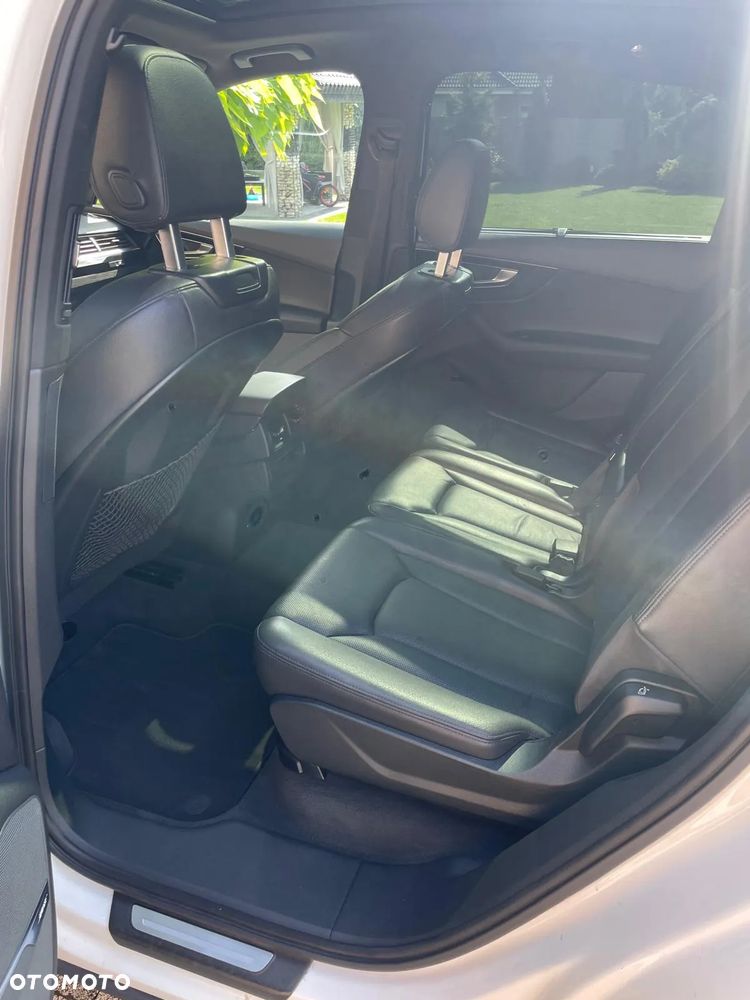 Audi Q7 3.0 TFSI Quattro Tiptronic - 11