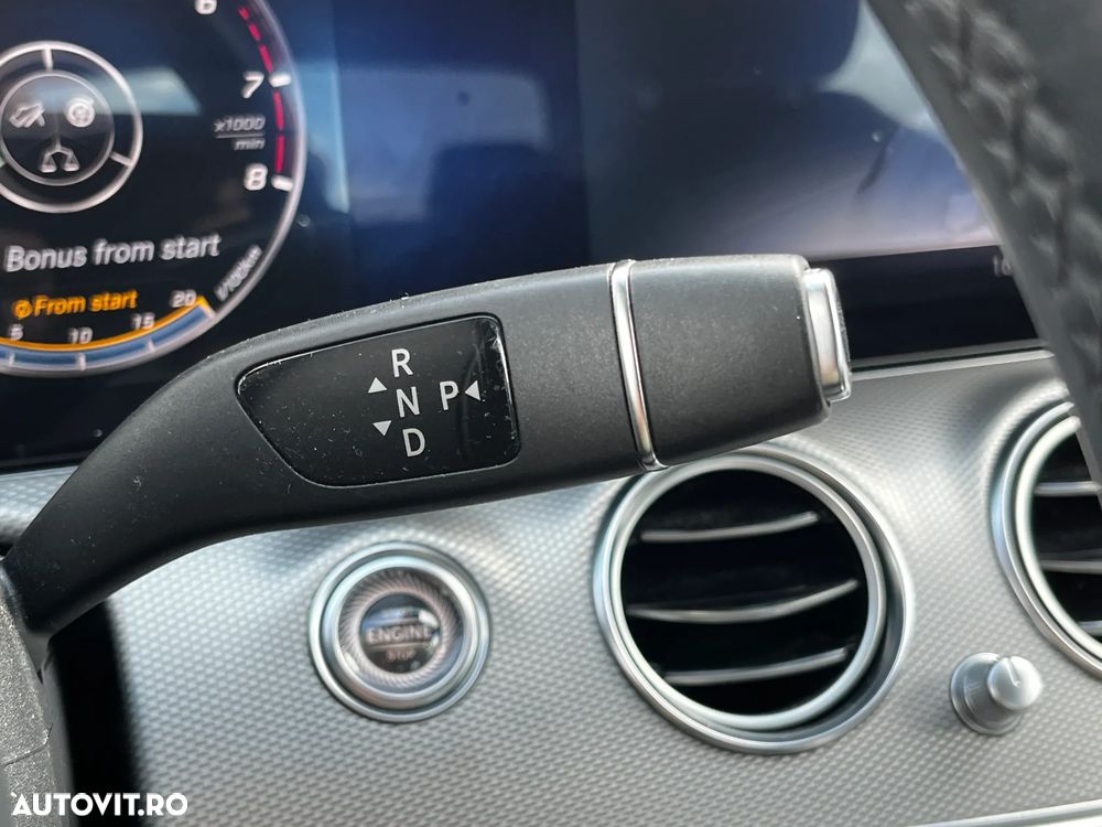 Mercedes-Benz E 200 7G-TRONIC - 19
