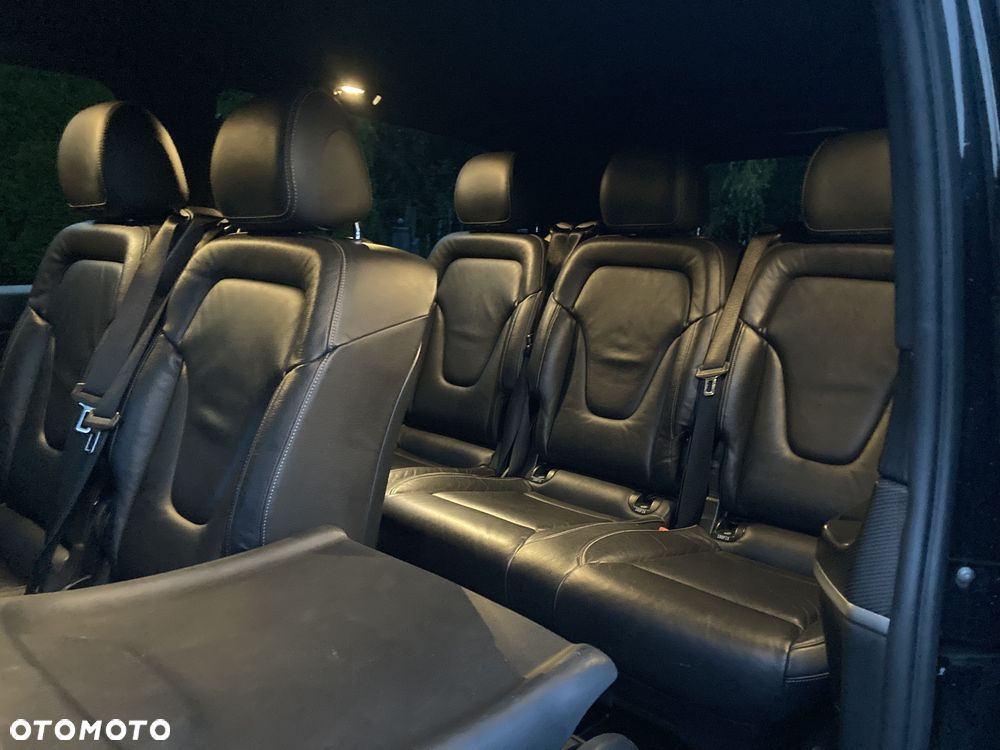 Mercedes-Benz Klasa V 300 d extralang 4Matic 9G-TRONIC - 16