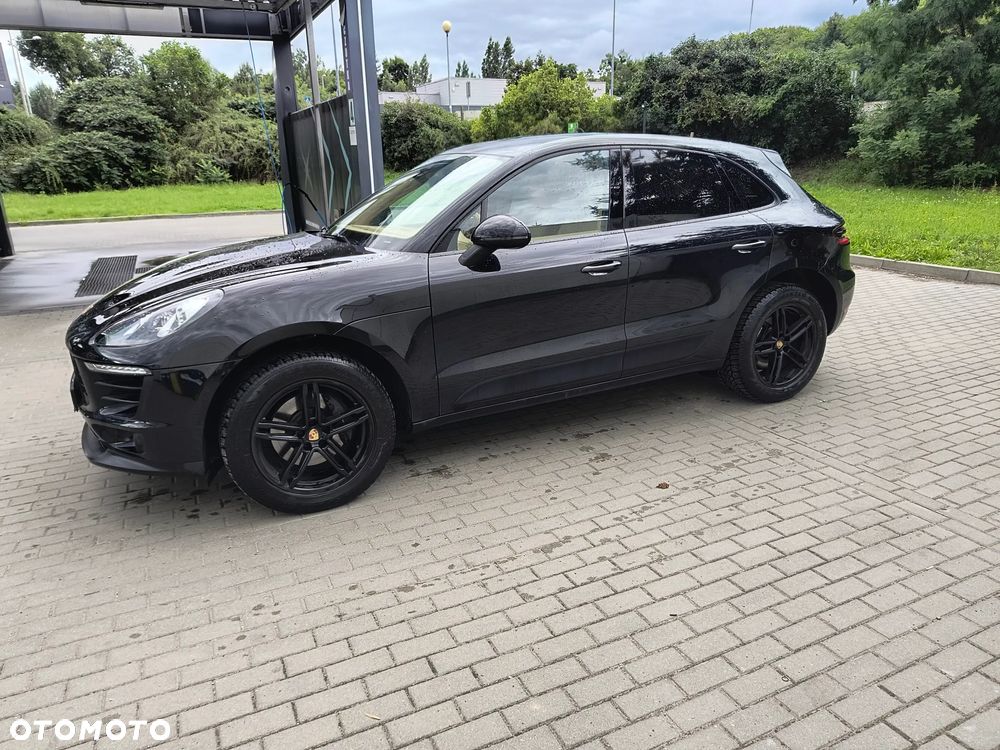 Porsche Macan - 2