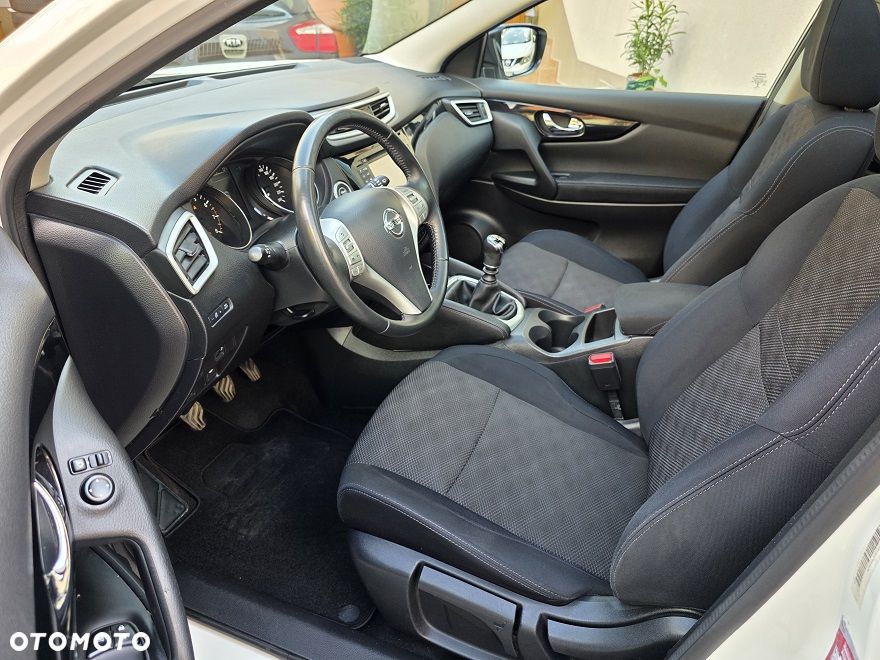 Nissan Qashqai 1.2 DIG-T N-Connecta - 14