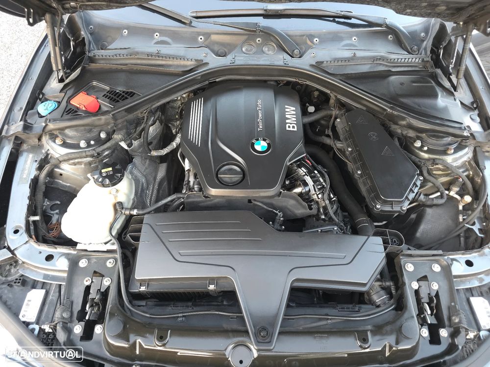 BMW 320 d xDrive Line Sport Shadow Auto - 27