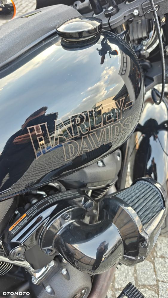 Harley-Davidson Softail Low Rider - 3