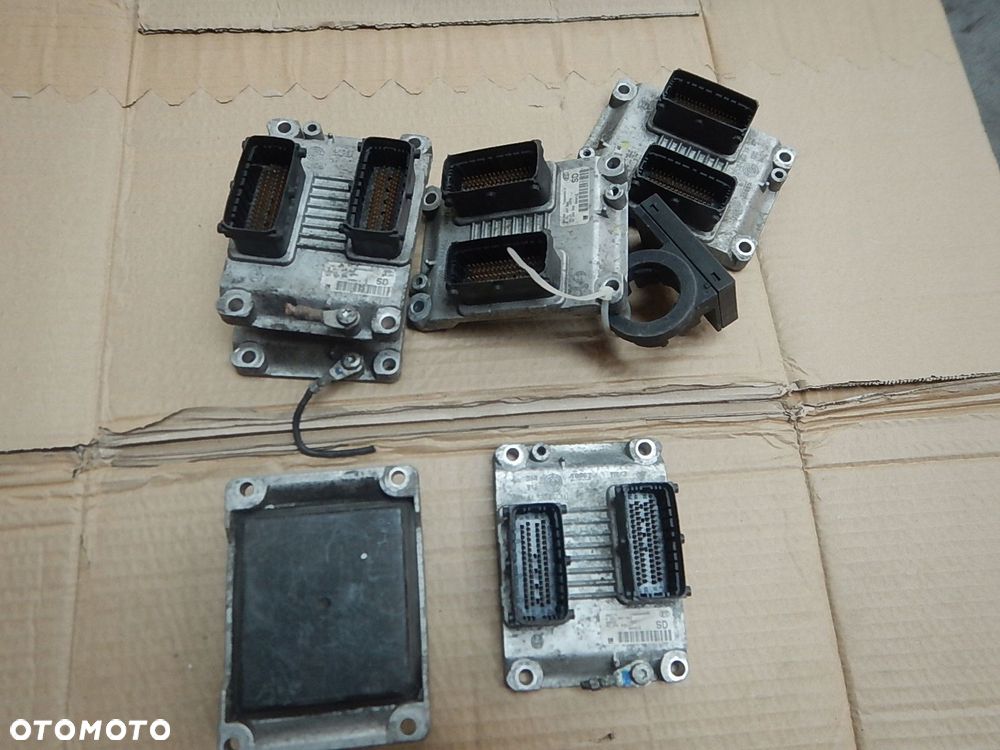 sterownik komputer opel corsa c 1.2 16v 55350552 0261207962
