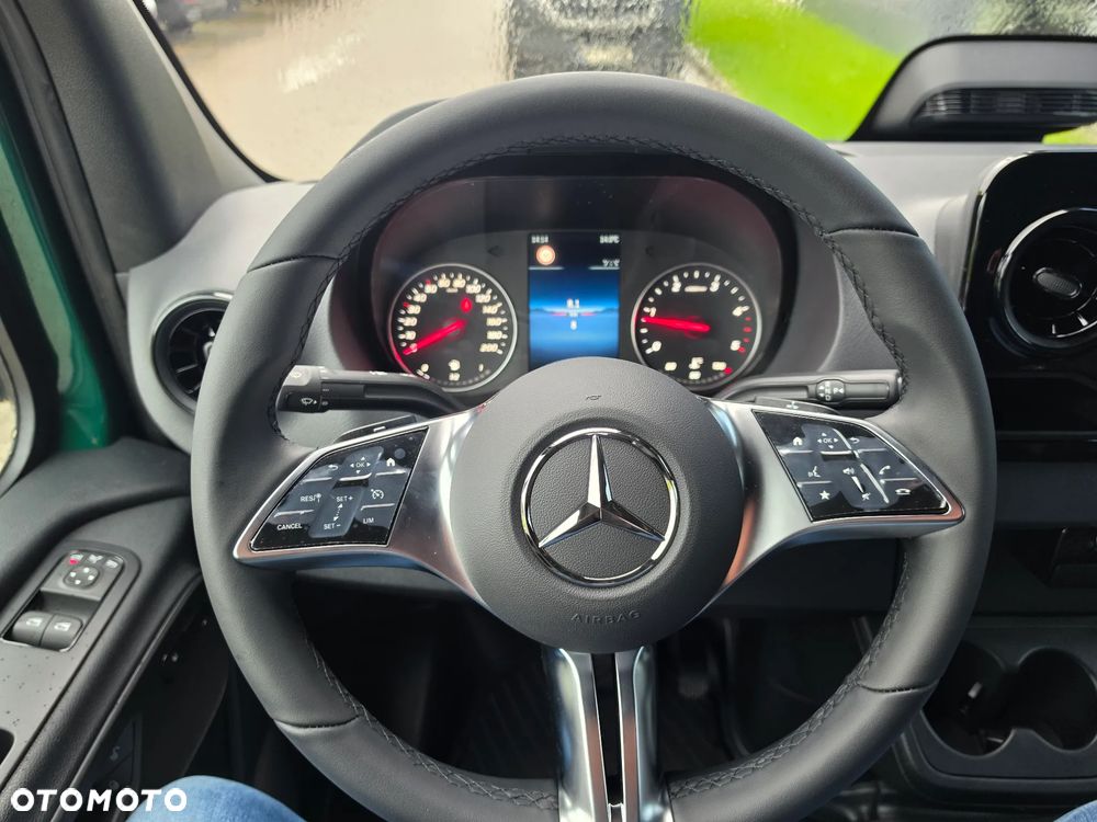 Mercedes-Benz Sprinter 317 CDI Furgon PRO długi 4325 mm L3H2 - 21