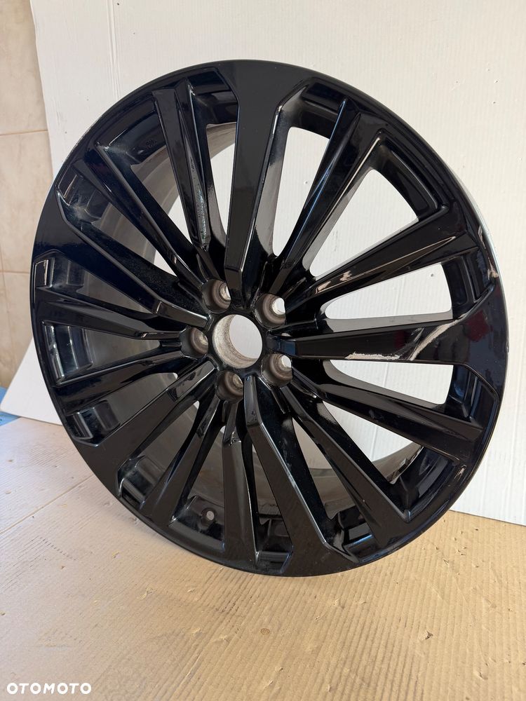 Felga aluminiowa Toyota Highlander 20x8J ET 35 5x114.3 - 3
