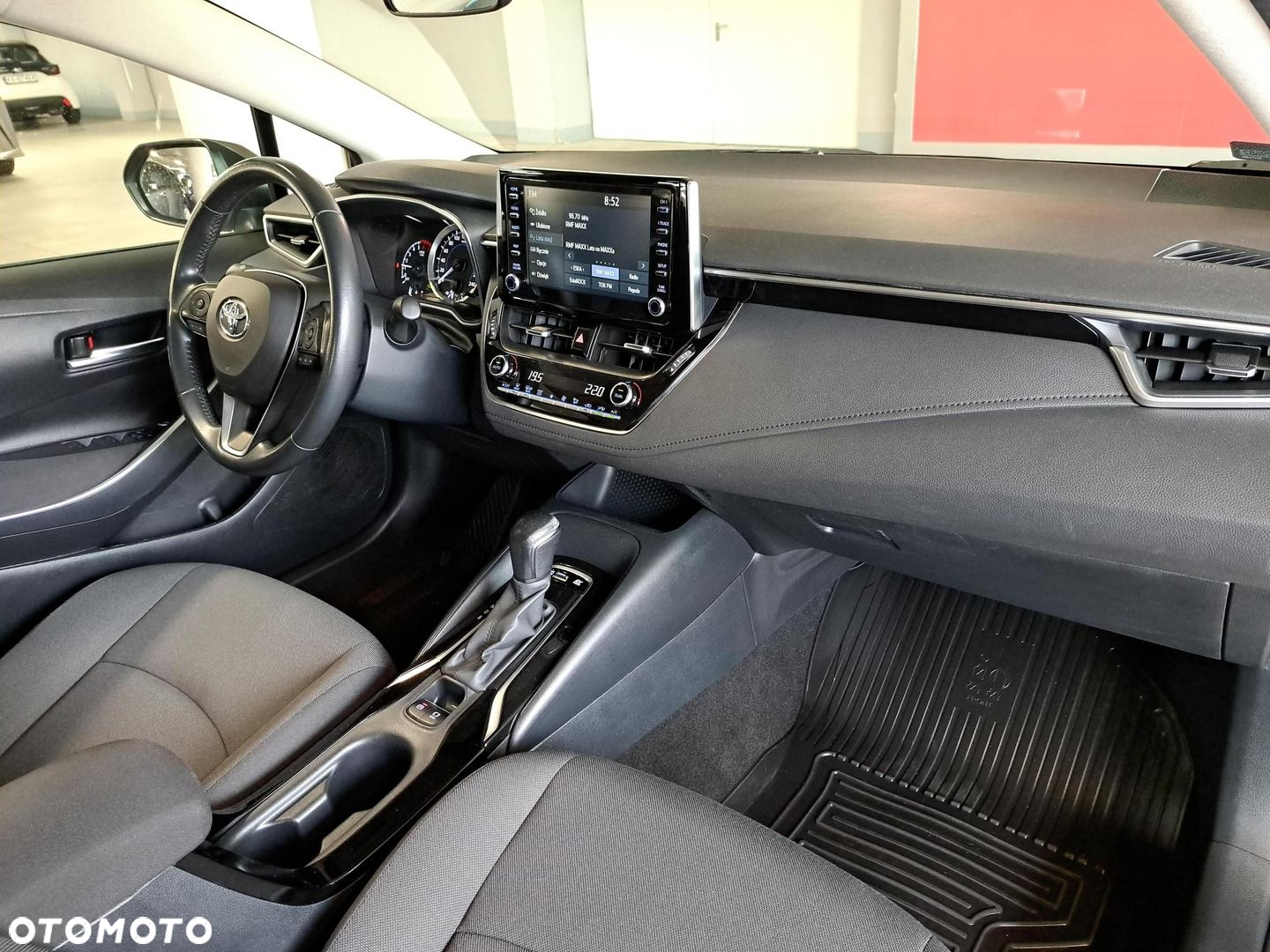 Toyota Corolla - 16
