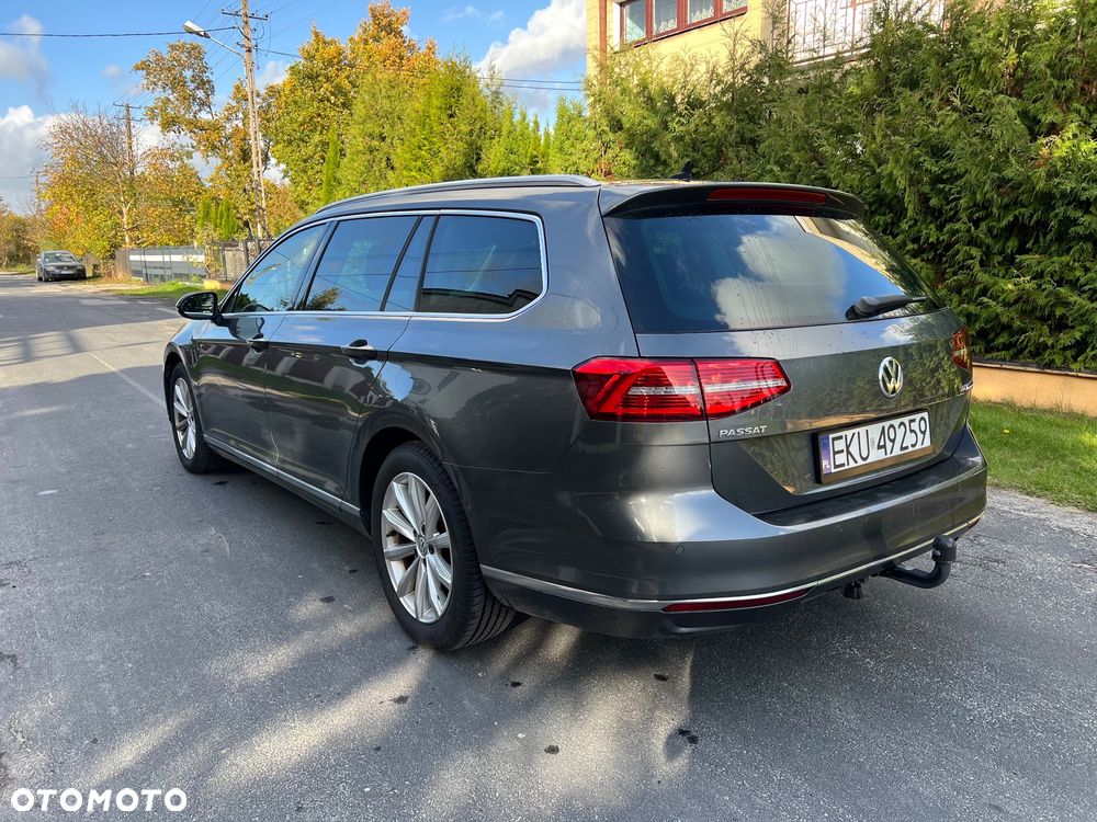 Volkswagen Passat - 8