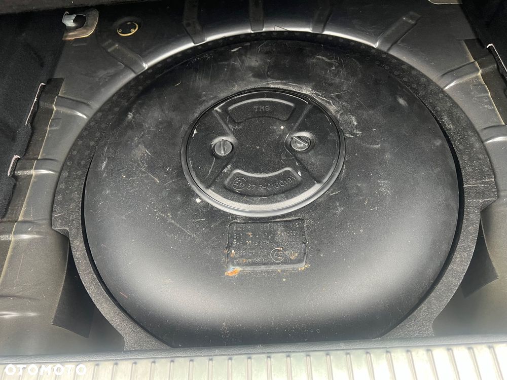 Opel Astra 1.4 T Enjoy S&S - 28