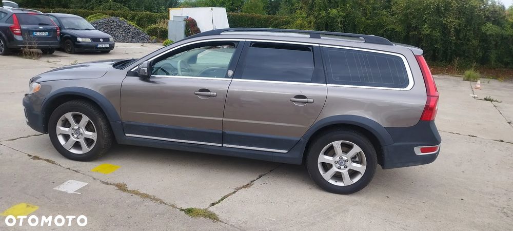 Volvo XC 70 D5 AWD Momentum - 15