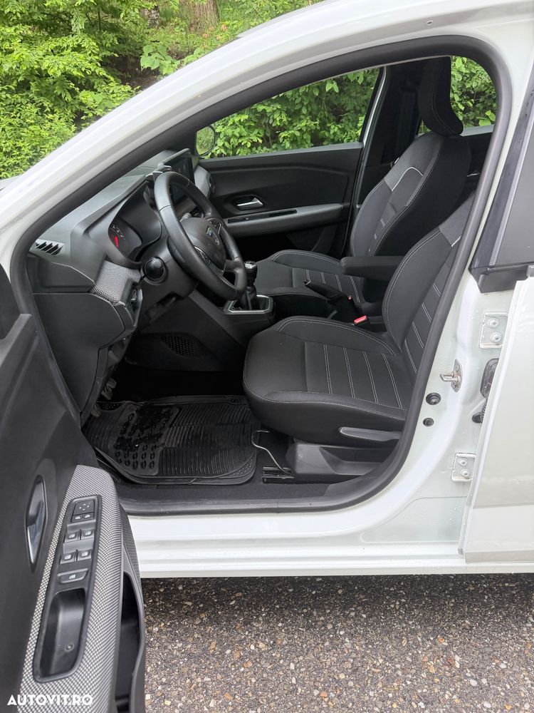 Dacia Sandero - 10
